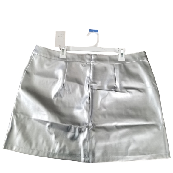 Women's Mini Skirt - A New Day Metallic Gray XXL - Picture 6 of 7